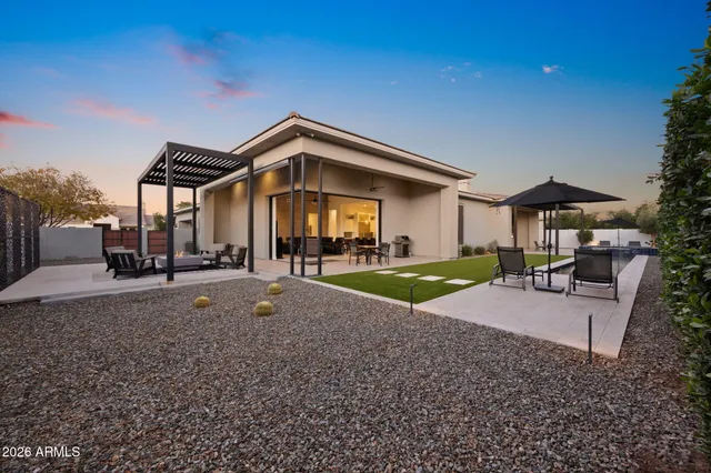 $2,500,000 | 2725 East Kingbird Drive, Gilbert, AZ 85297