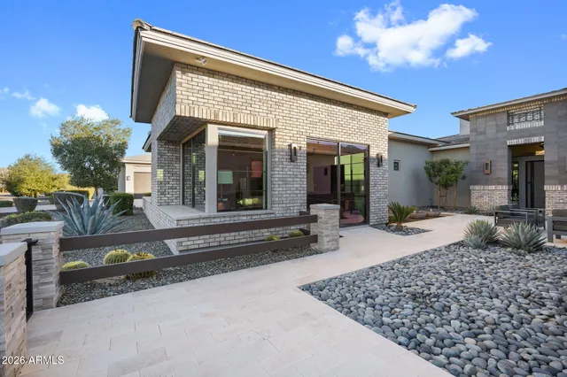 $2,500,000 | 2725 East Kingbird Drive, Gilbert, AZ 85297