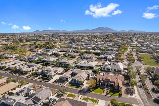 $2,500,000 | 2725 East Kingbird Drive, Gilbert, AZ 85297