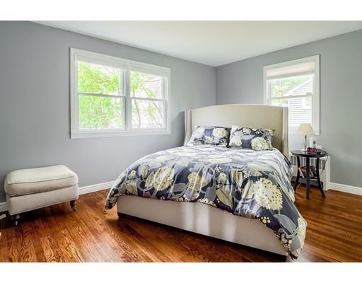 135 Stoneleigh Road Holden, MA 01520 - Photo 14 of 22 Gallery Image 14