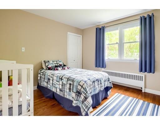 135 Stoneleigh Road Holden, MA 01520 - Photo 18 of 22 Gallery Image 18