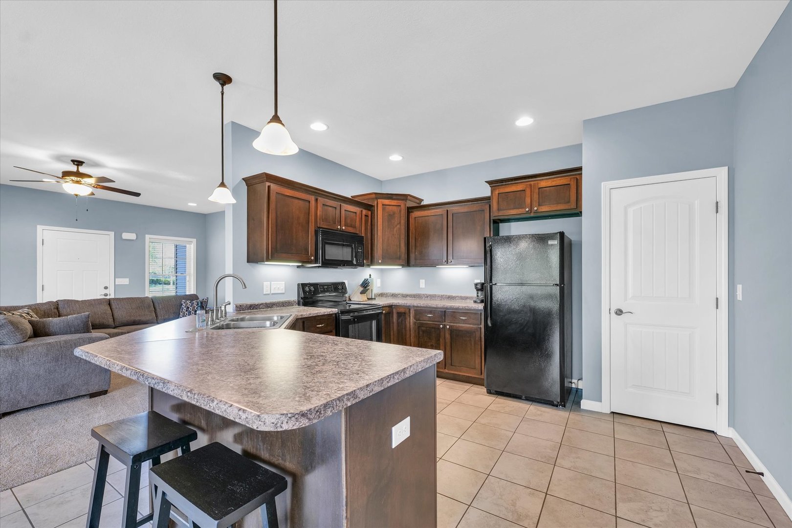 3333 Boulder Ridge Drive, Unit 3333 Champaign, IL 61822 - Photo 15 of 34 Gallery Image 15