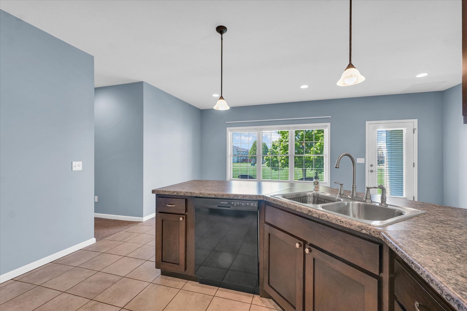 3333 Boulder Ridge Drive, Unit 3333 Champaign, IL 61822 - Photo 17 of 34 Gallery Image 17