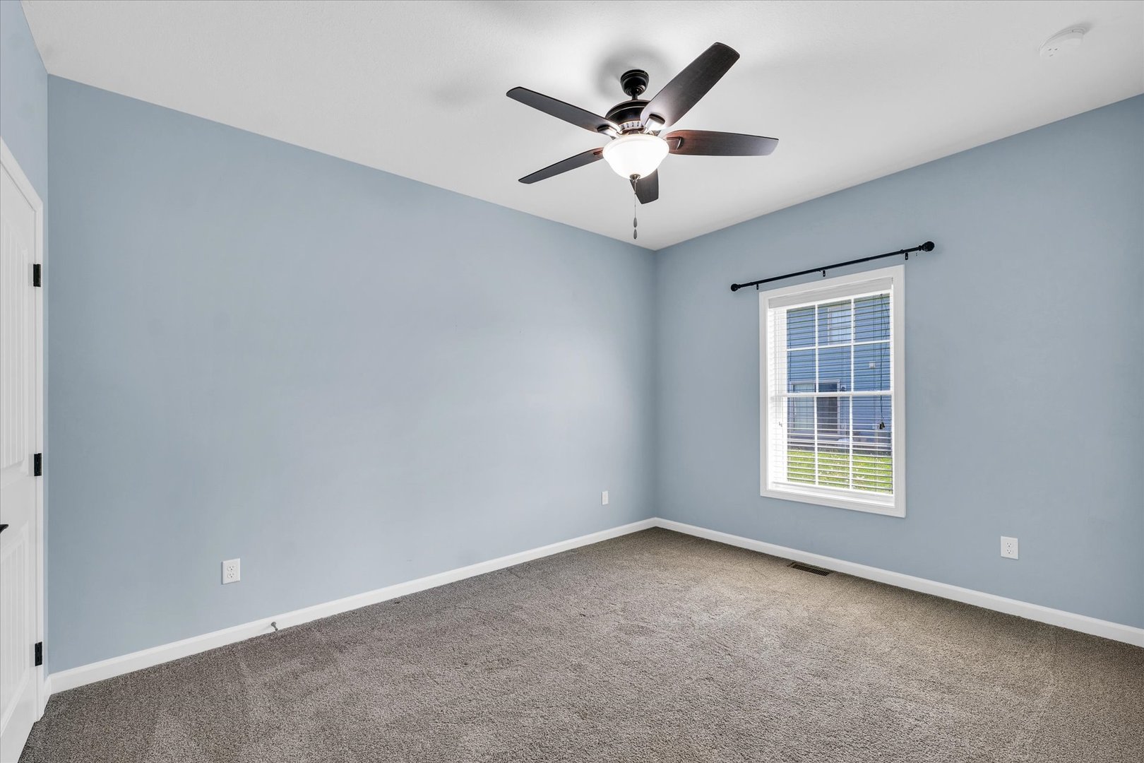 3333 Boulder Ridge Drive, Unit 3333 Champaign, IL 61822 - Photo 27 of 34 Gallery Image 27