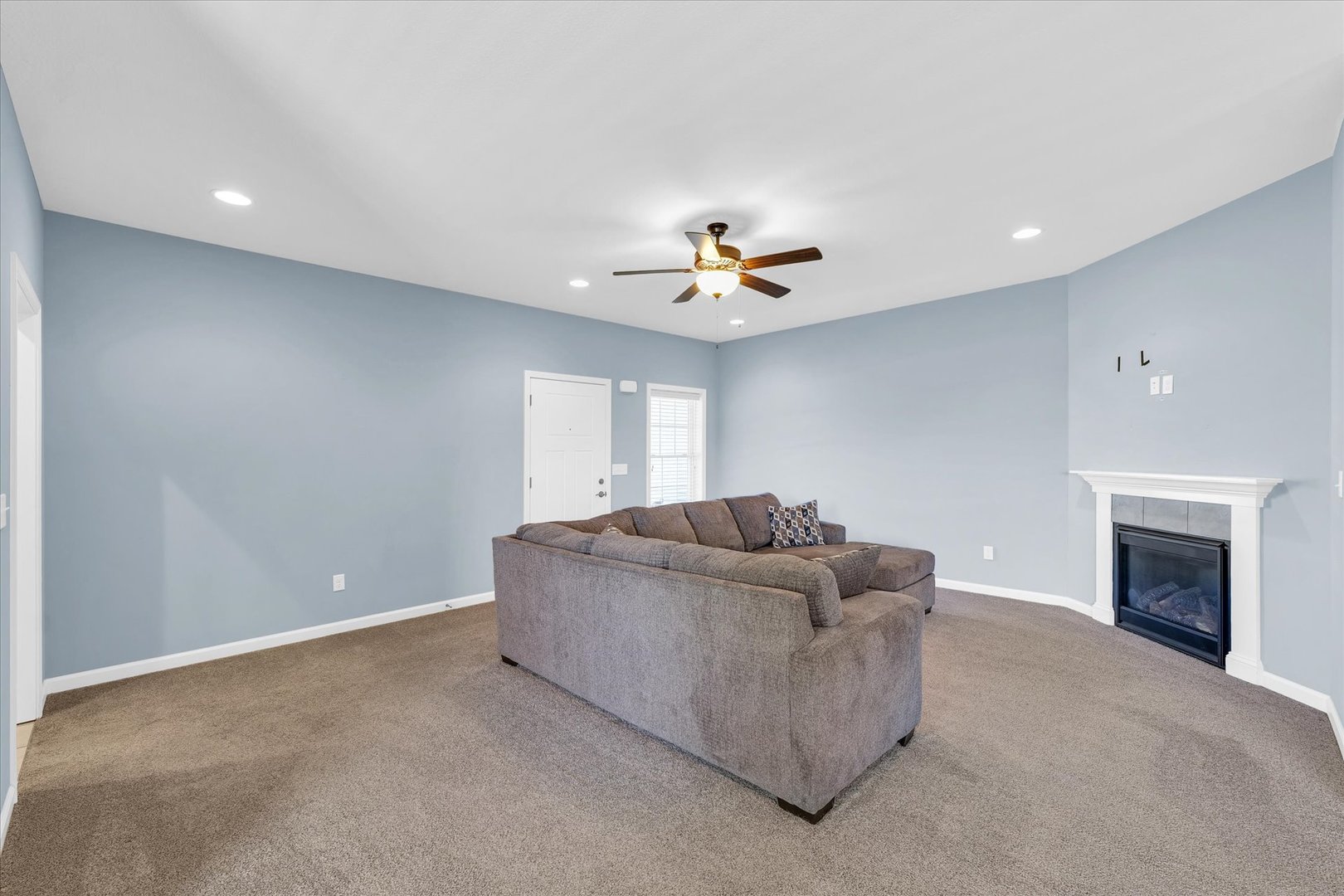 3333 Boulder Ridge Drive, Unit 3333 Champaign, IL 61822 - Photo 9 of 34 Gallery Image 9