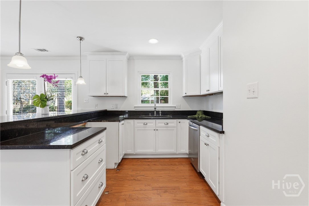 129 Stafford Road Savannah, GA 31410 - Photo 8 of 75 Gallery Image 8