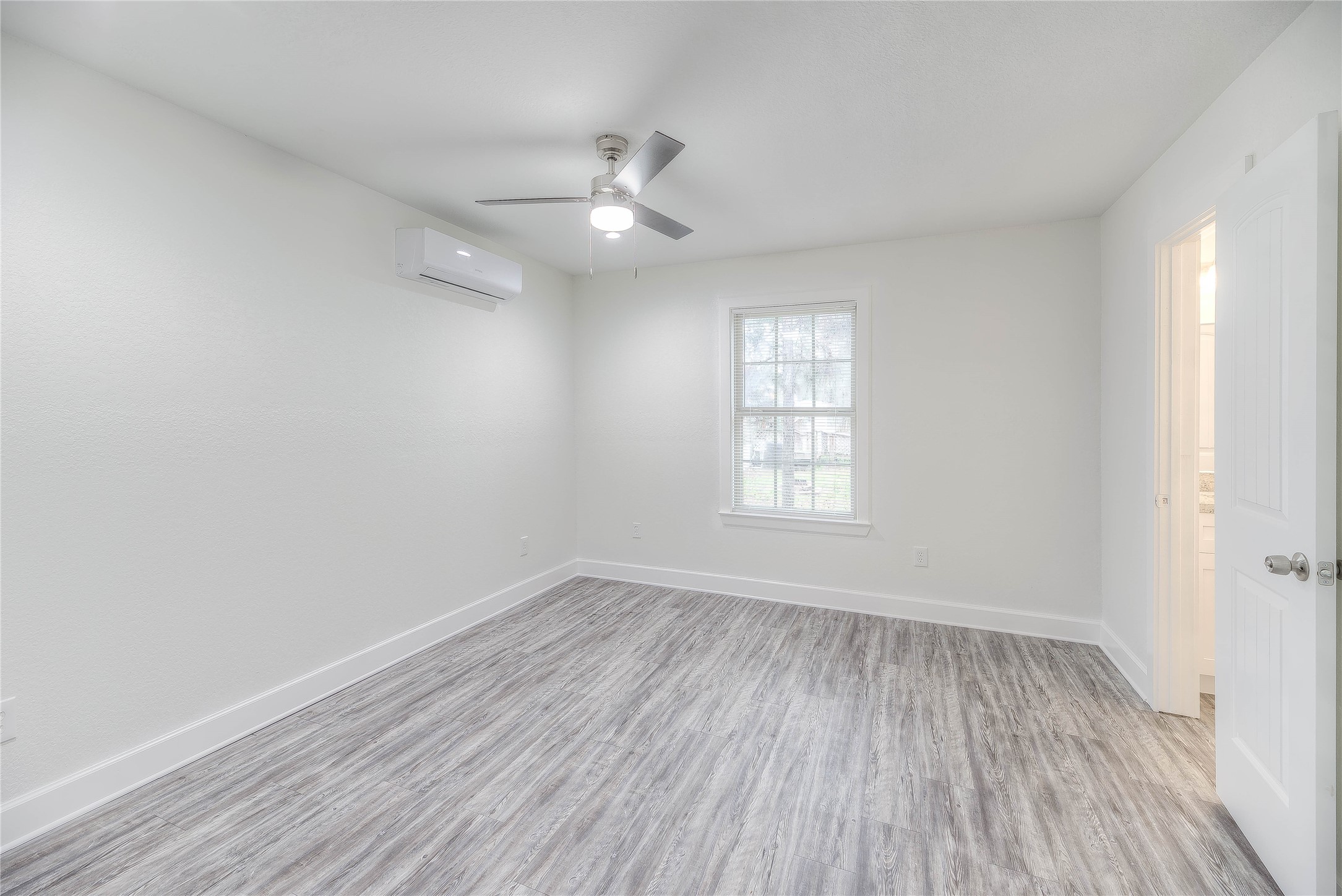 161 Evergreen Livingston, TX 77351 - Photo 21 of 35