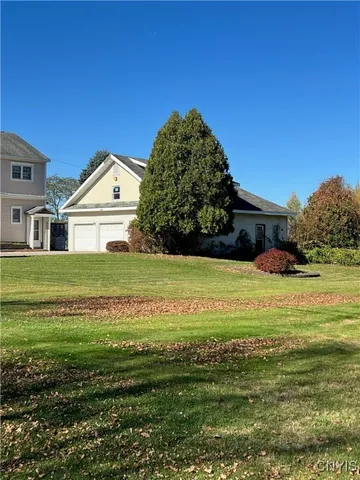 $270,000 | 2223 Turnpike Road, Auburn, NY 13021