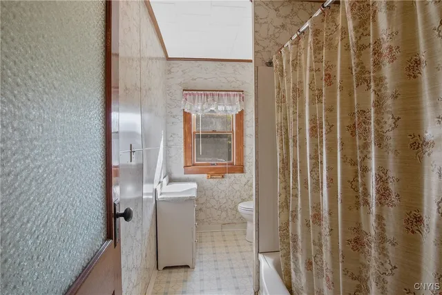 $270,000 | 2223 Turnpike Road, Auburn, NY 13021