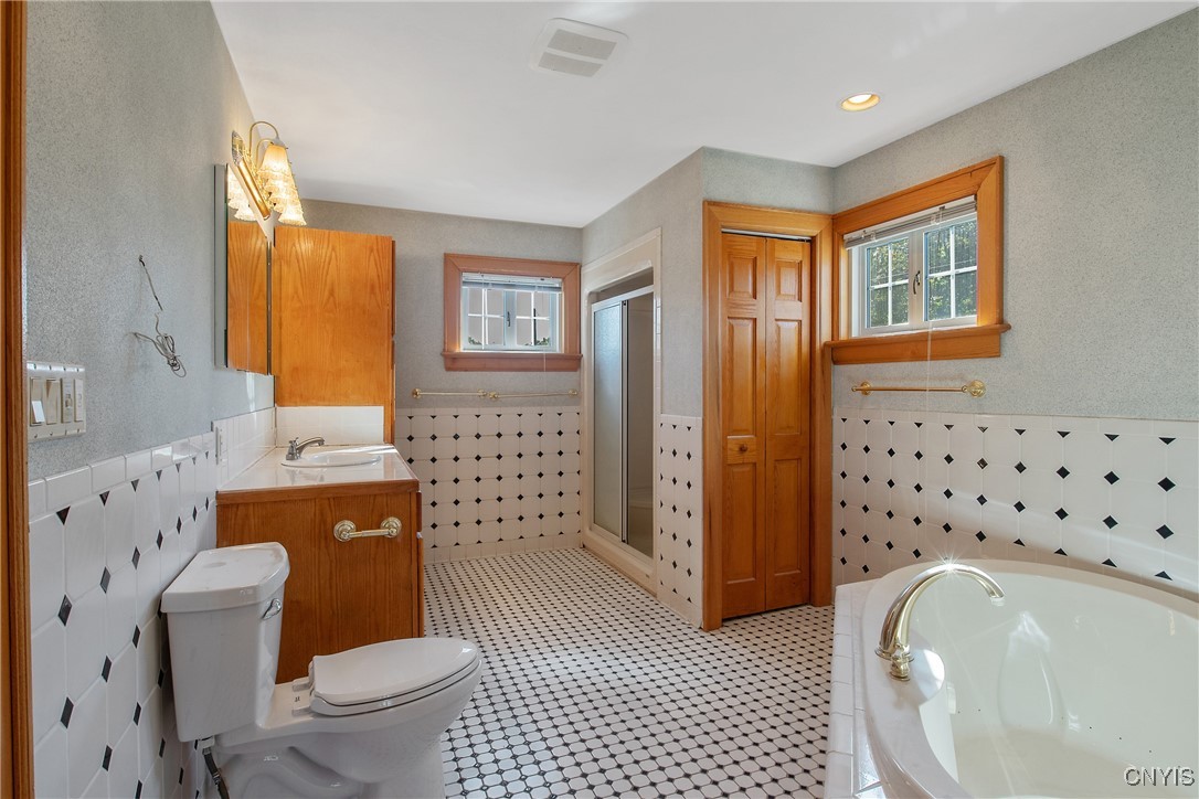 2223 Turnpike Road Auburn, NY 13021 - Photo 35 of 44