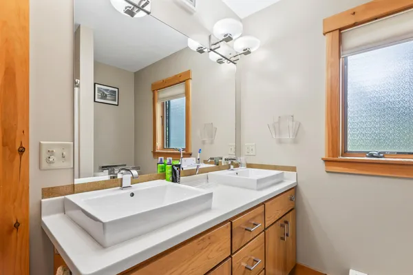 $649,000 | 42 Whip Willow Farm Road, Unit 17, Rangeley, ME 04970