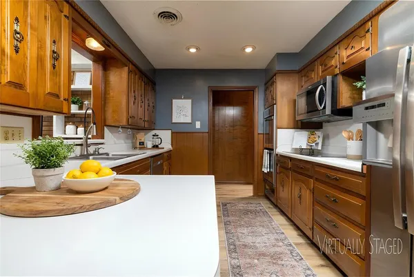 $399,000 | 3744 North Weaver Street, Gainesville, TX 76240
