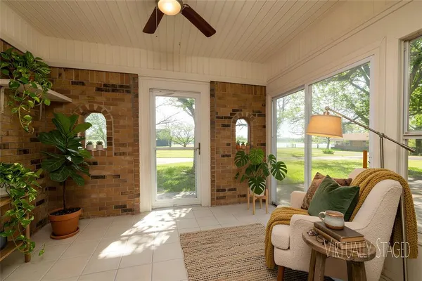 $399,000 | 3744 North Weaver Street, Gainesville, TX 76240