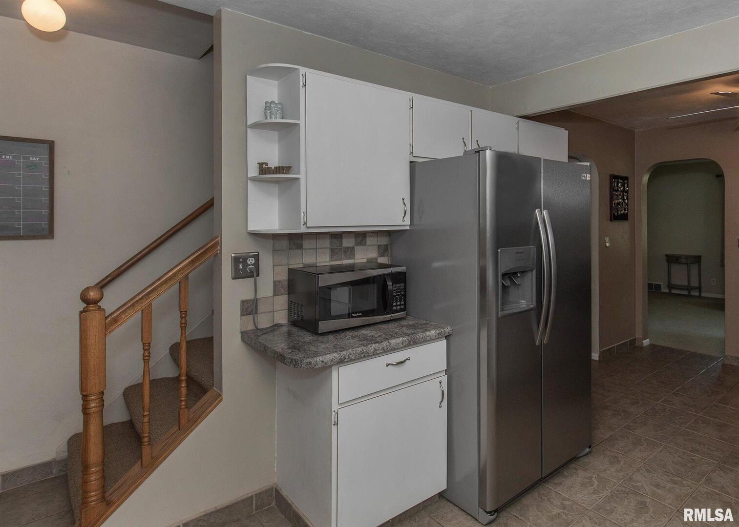 717 3rd Street, Unit A Moline, IL 61265 - Photo 20 of 48 Gallery Image 20