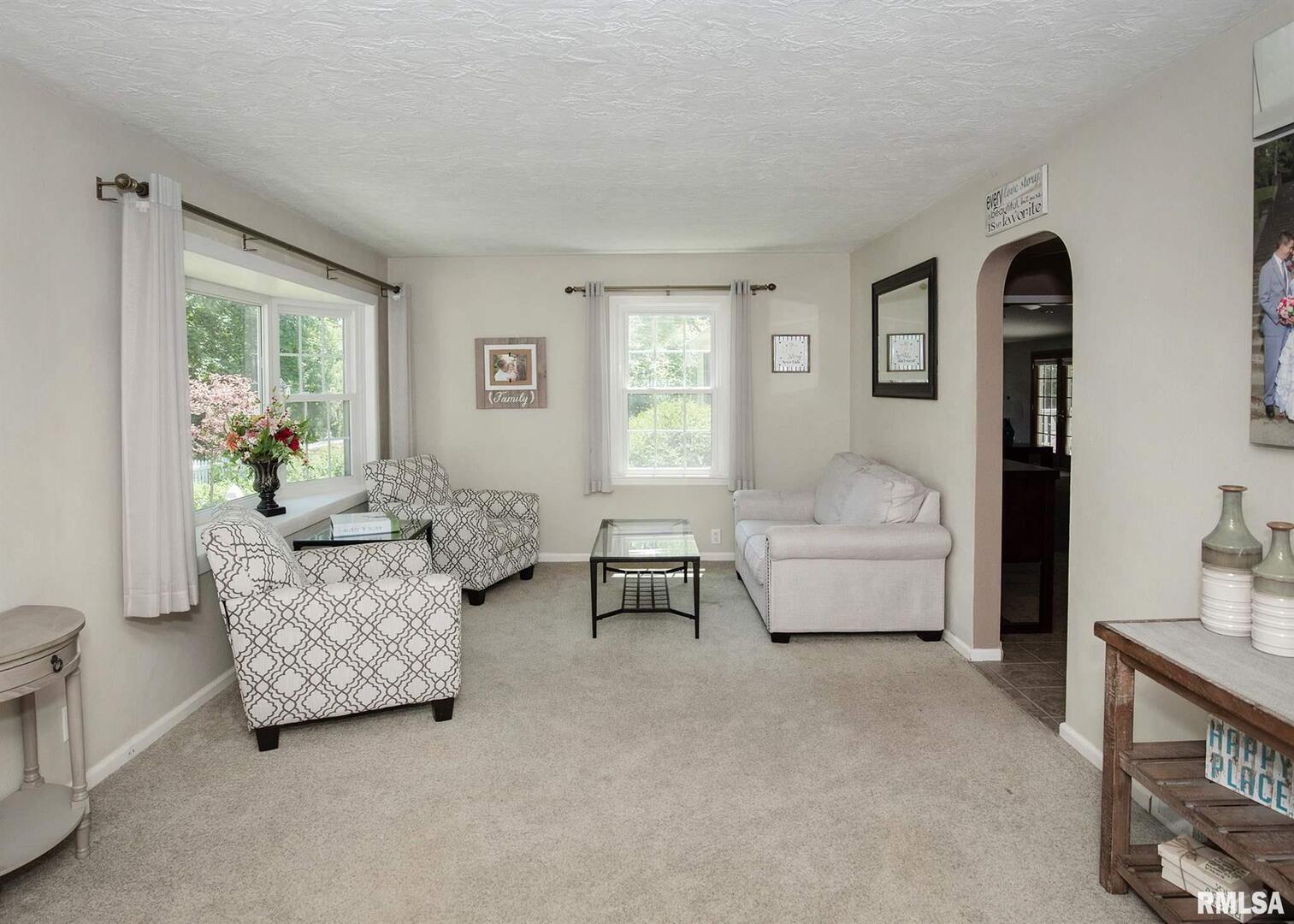 717 3rd Street, Unit A Moline, IL 61265 - Photo 4 of 48 Gallery Image 4