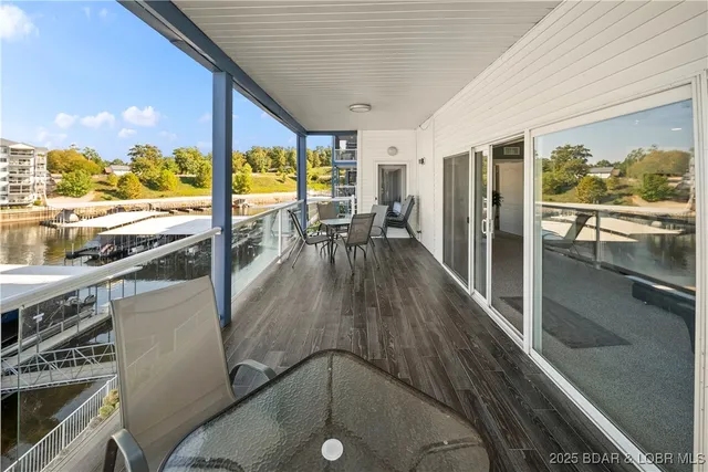$589,000 | 183 Upper Monarch Cove Drive, Unit 2A, Lake Ozark, MO 65049