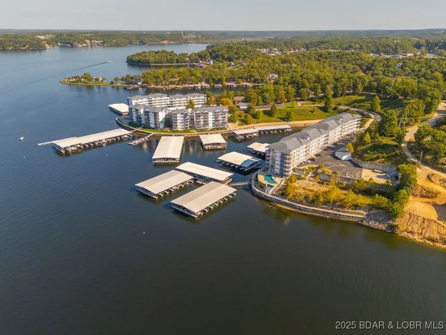 $589,000 | 183 Upper Monarch Cove Drive, Unit 2A, Lake Ozark, MO 65049