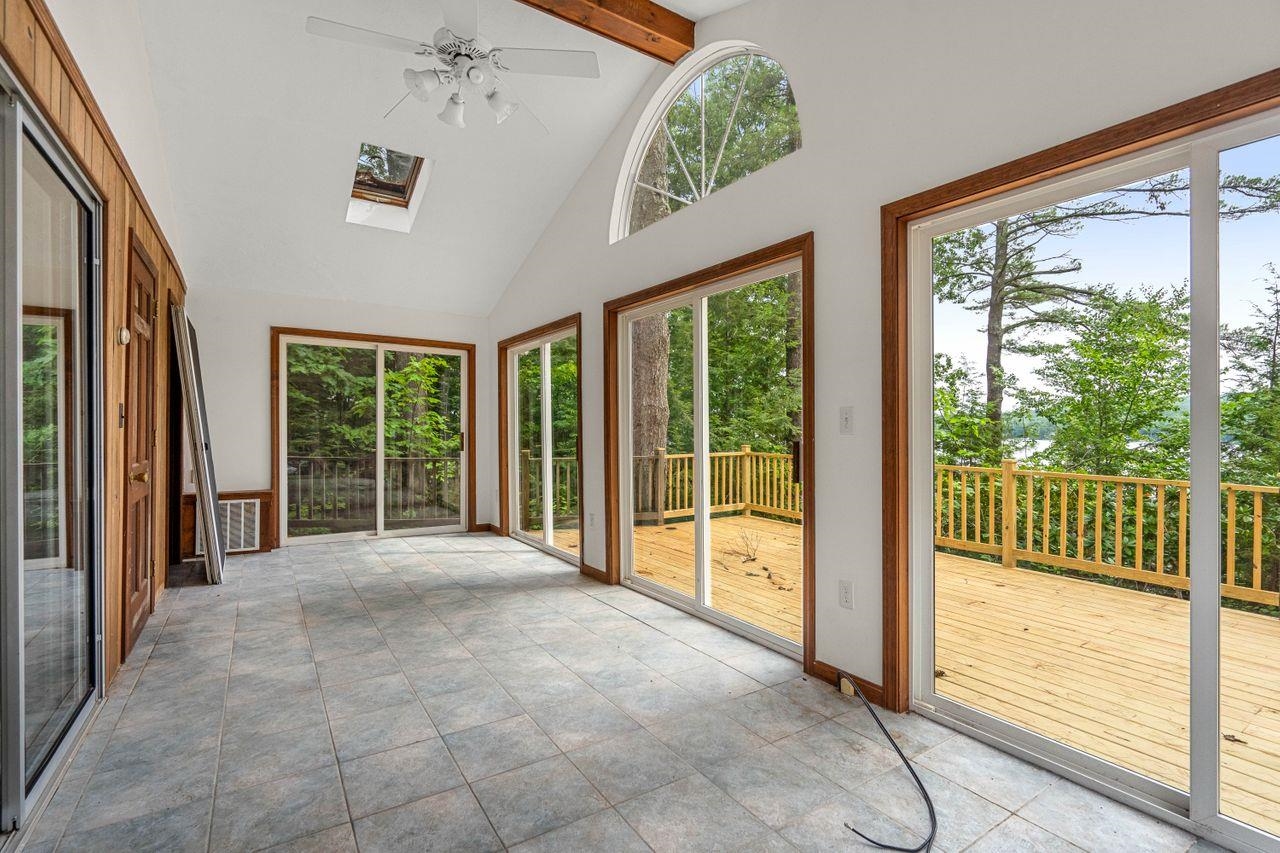 243 North Road Deerfield, NH 03037 - Photo 5 of 40