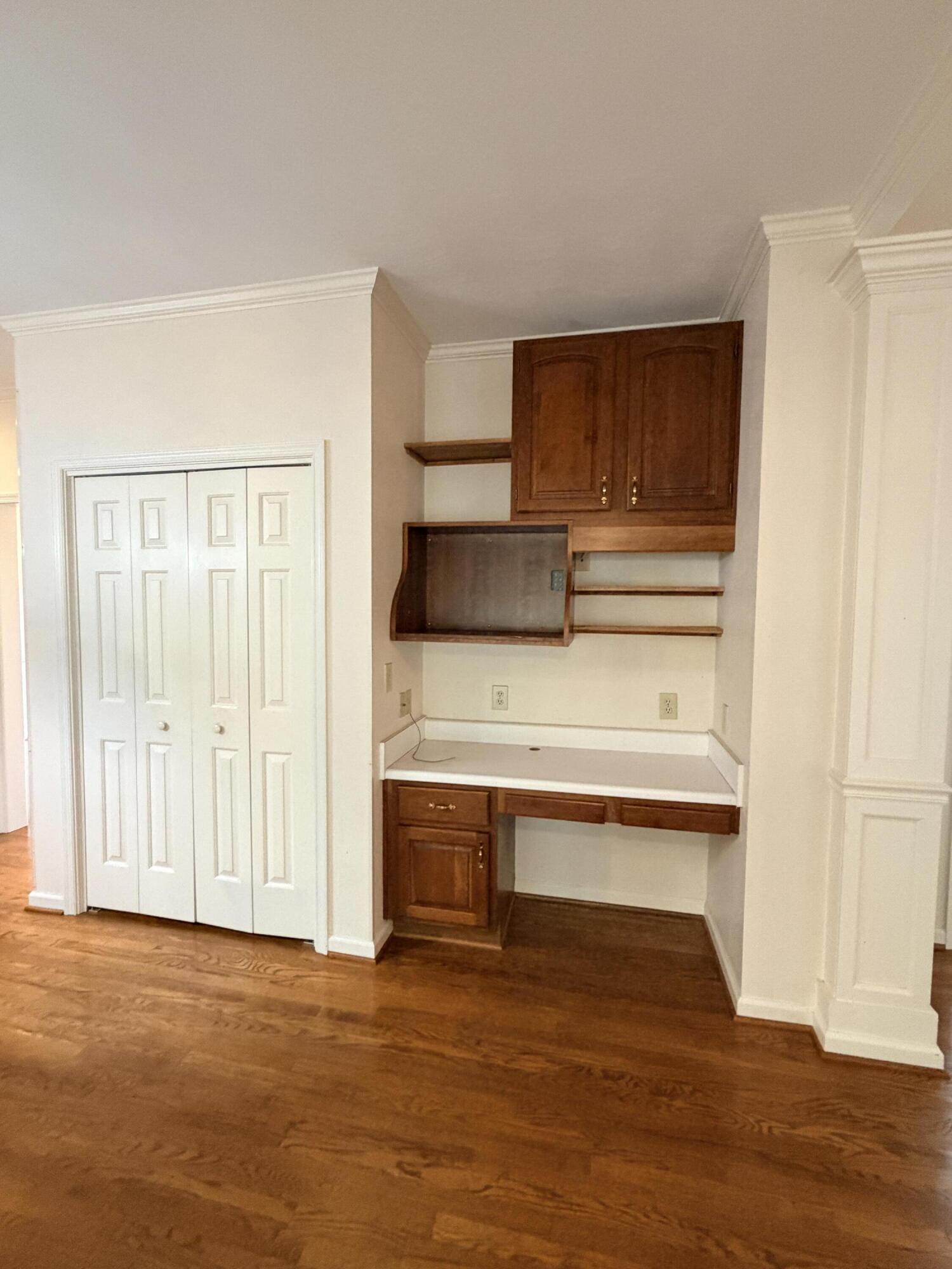 1840 Mountain View Road Vinton, VA 24179 - Photo 6 of 29 20260710_210333770_iOS