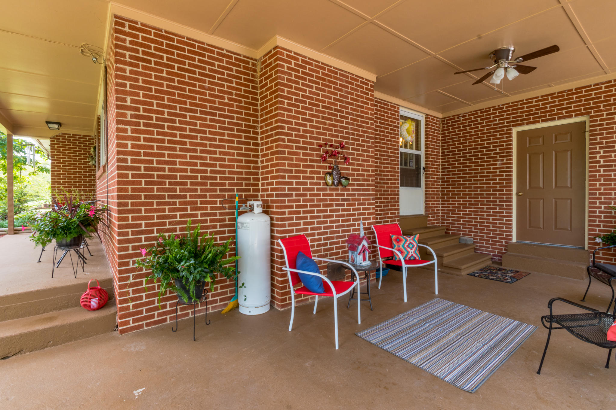 328 Chestnut Street Spring City, TN 37381 - Photo 5 of 30 20170803-_DSC0287