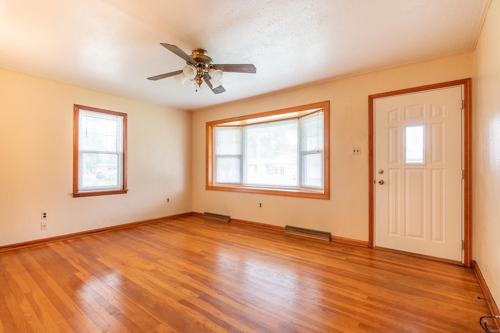 210 Virginia Street Brighton, IL 62012 - Photo 12 of 26 Gallery Image 12