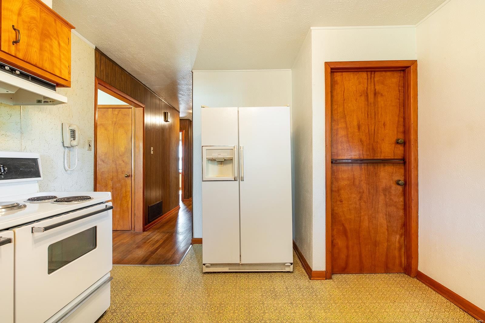 210 Virginia Street Brighton, IL 62012 - Photo 16 of 26 Gallery Image 16