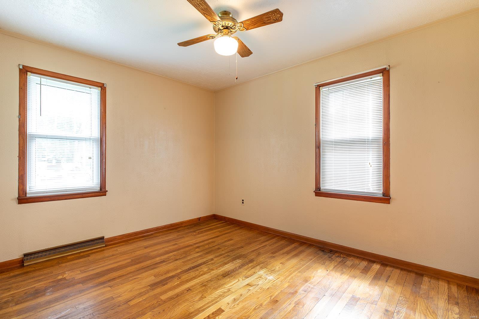 210 Virginia Street Brighton, IL 62012 - Photo 20 of 26 Gallery Image 20