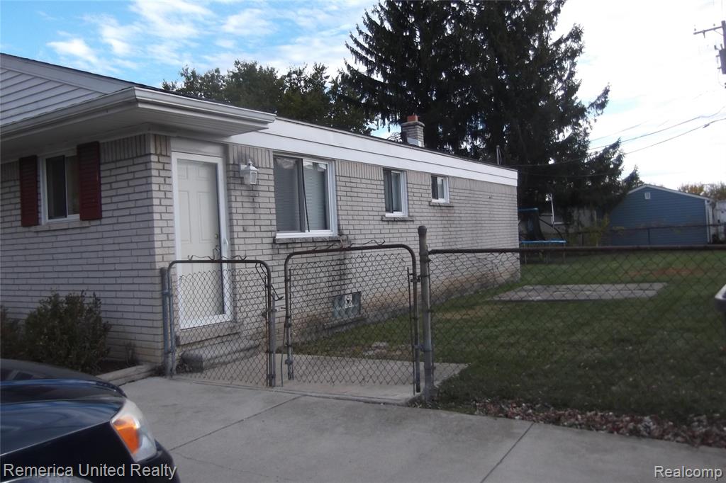 29221 Barrington Street Inkster, MI 48141 - Photo 2 of 13