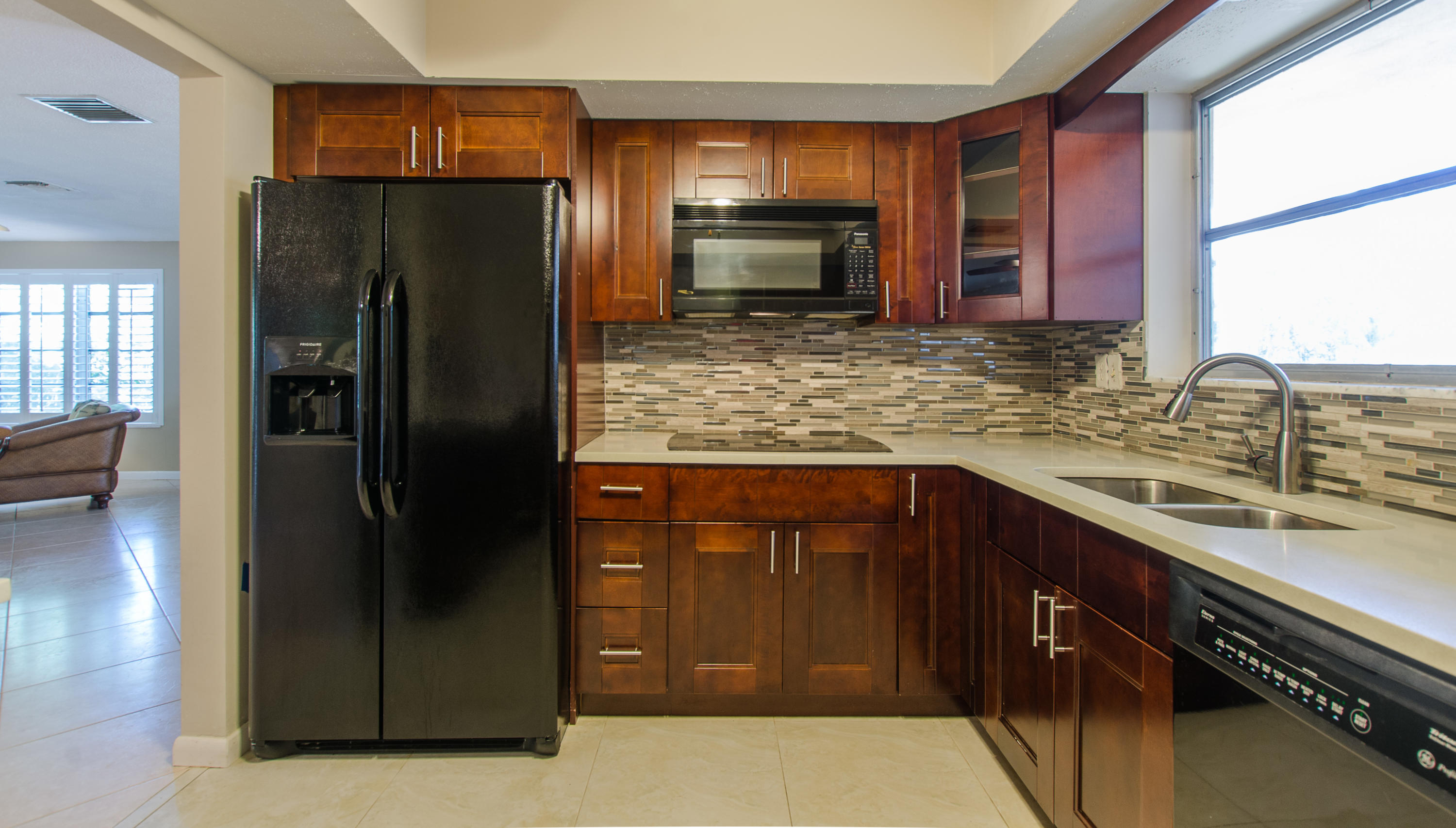 354 Southwest 7th Avenue Boca Raton, FL 33486 - Photo 8 of 30 354 SW 7th Ave Full-16