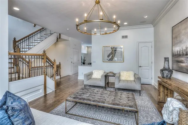 $1,399,000 | 202 West 50th Street, Kansas City, MO 64112