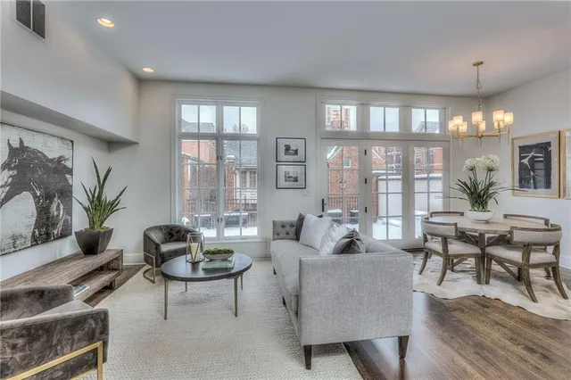 $1,399,000 | 202 West 50th Street, Kansas City, MO 64112