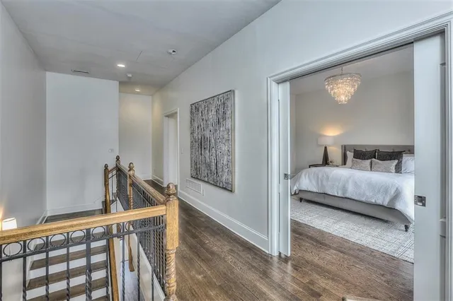 $1,399,000 | 202 West 50th Street, Kansas City, MO 64112