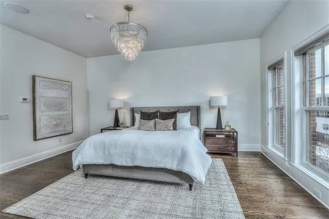 $1,399,000 | 202 West 50th Street, Kansas City, MO 64112