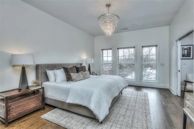 $1,399,000 | 202 West 50th Street, Kansas City, MO 64112