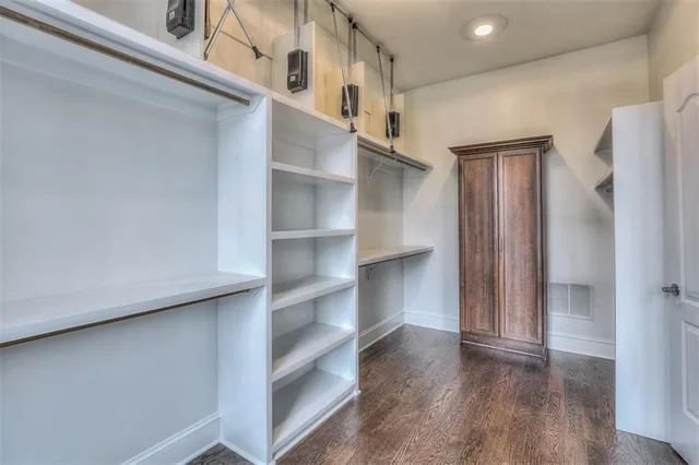 $1,399,000 | 202 West 50th Street, Kansas City, MO 64112