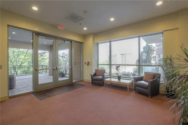 $1,399,000 | 202 West 50th Street, Kansas City, MO 64112