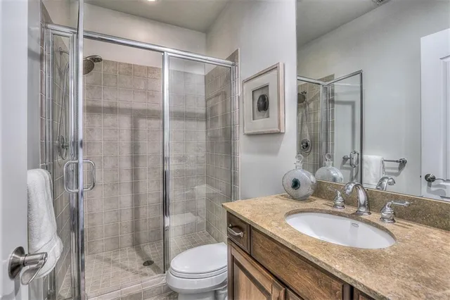 $1,399,000 | 202 West 50th Street, Kansas City, MO 64112