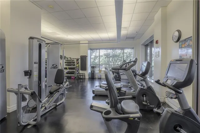 $1,399,000 | 202 West 50th Street, Kansas City, MO 64112