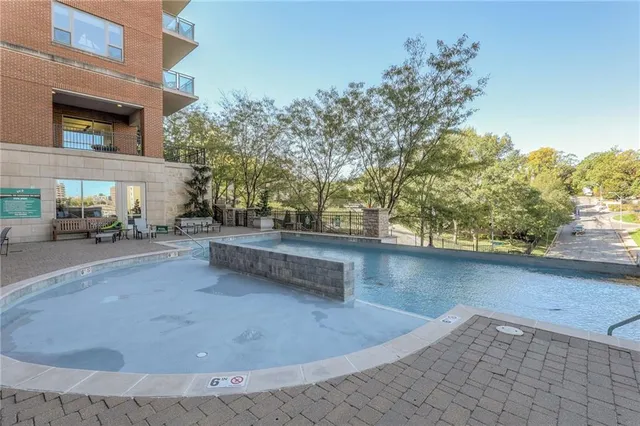 $1,399,000 | 202 West 50th Street, Kansas City, MO 64112