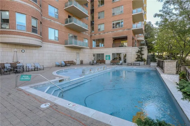 $1,399,000 | 202 West 50th Street, Kansas City, MO 64112