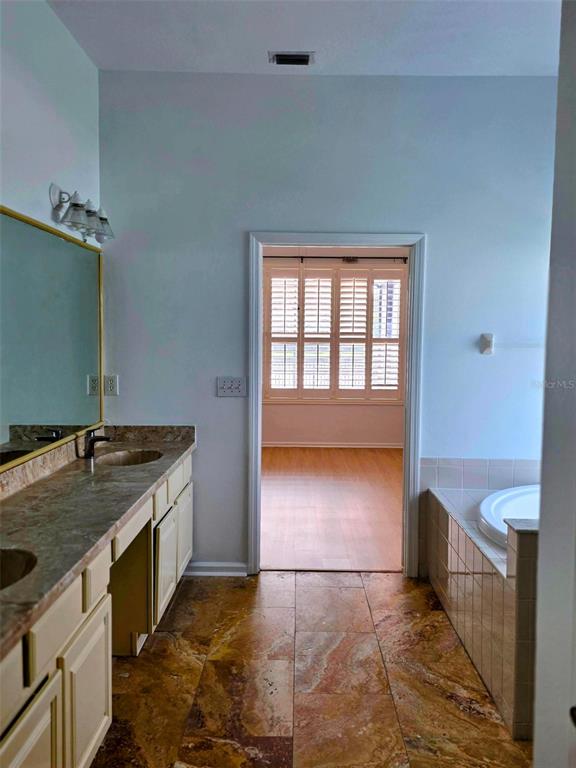 19111 Fern Meadow Loop Lutz, FL 33558 - Photo 33 of 43