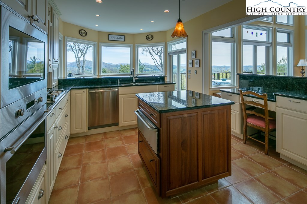 500 Forest Spring Lane Boone, NC 28607 - Photo 15 of 46 Gallery Image 15