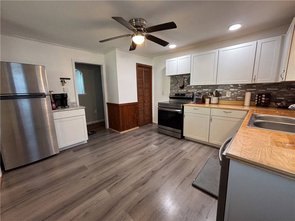 107 Revella Street Rochester, NY 14609 - Photo 12 of 35