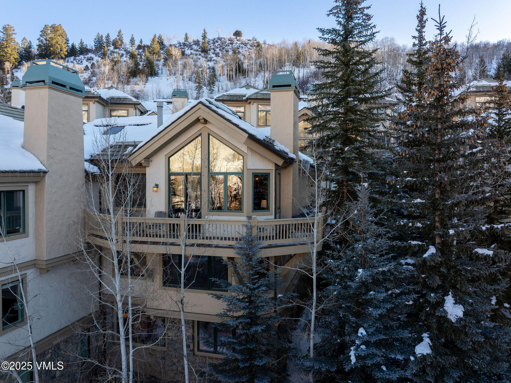 2502_335_aspen_ln_15_aerial_a