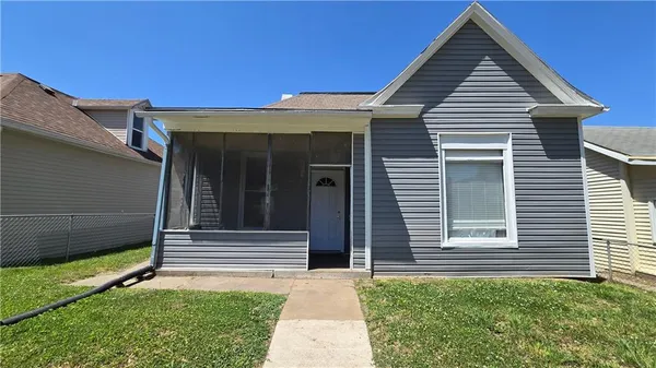 $94,900 | 2316 South 10th Street, St. Joseph, MO 64503