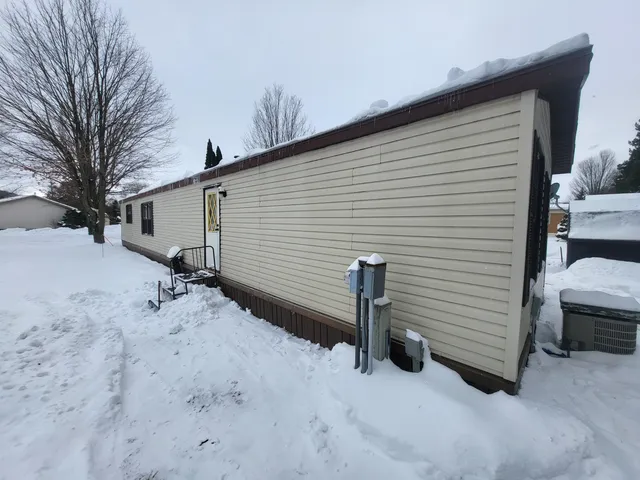 $39,900 | 9226 Elsie Avenue, Bear Lake, MI 49614