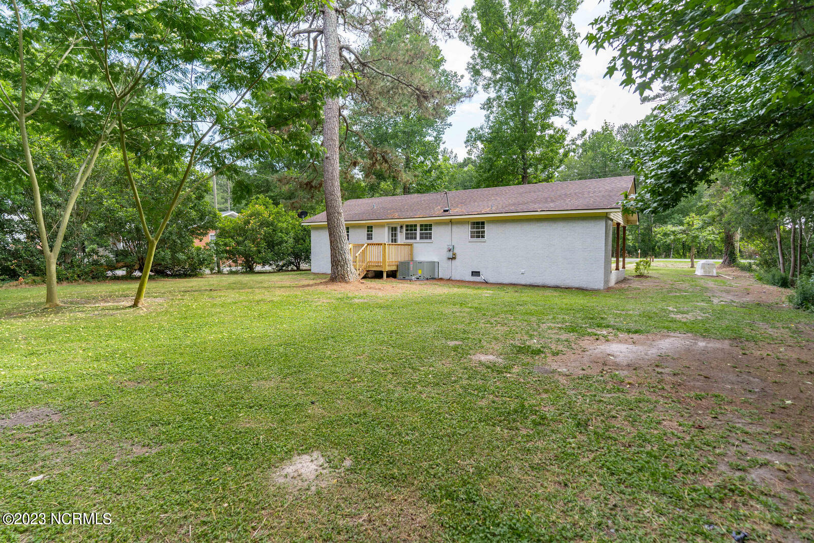 1876 Old Mill Road Wallace, NC 28466 - Photo 15 of 18 Back of Home 2