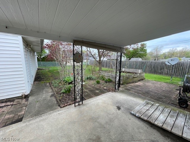 4036 North Leavitt Road Lorain, OH 44053 - Photo 13 of 18