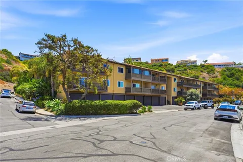 $759,000 | 214 Via Robina, Unit 4, San Clemente, CA 92672