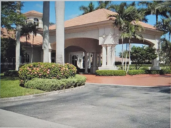 $3,450 | 7983 Northwest 18th Court, Pembroke Pines, FL 33024